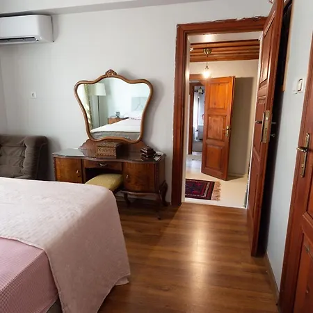 Villa Sayilgan Greek House In The Center Ayvalik